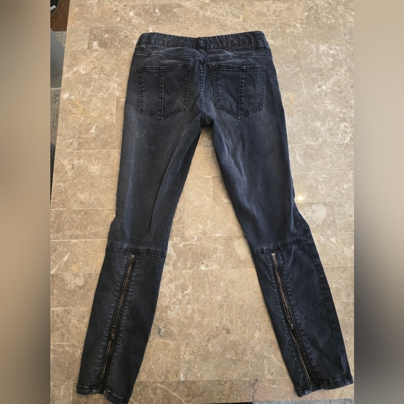Free People Black Skinny Pants With Zippers Sz 27 - Picture 3 of 5